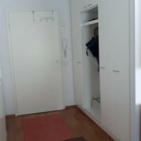 Easy Living Close To Arctic Center